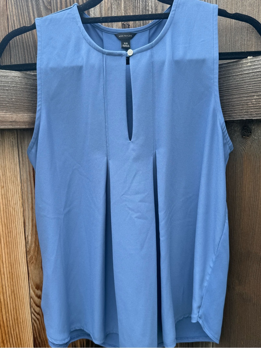 Ann Taylor Sleeveless Pleated Keyhole Blouse - Ice Blue